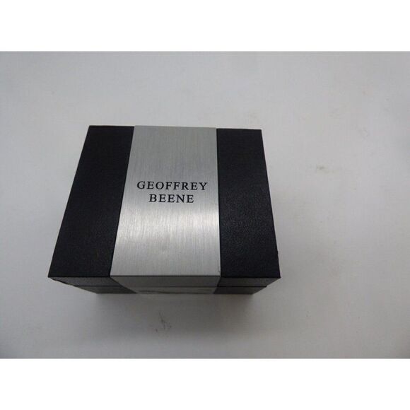 A pair of Geoffrey Been Gun Metal Striped cufflinks - Picture 2 of 3